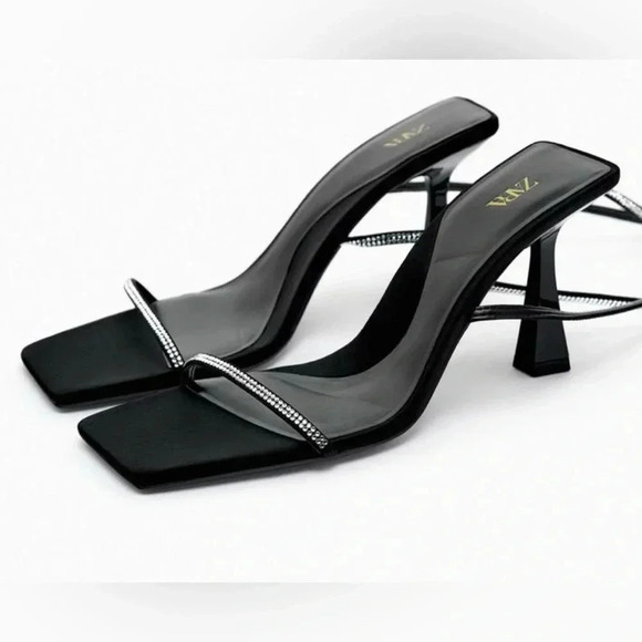 ZARA BRAND BLACK HEELED SANDALS WITH RHINESTONE STRAPS size35 size 5US - Picture 3 of 9